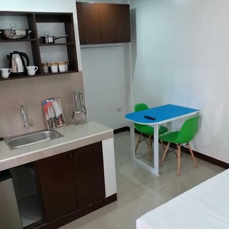 Clark-Pad Inn, Angeles City Екстер'єр фото