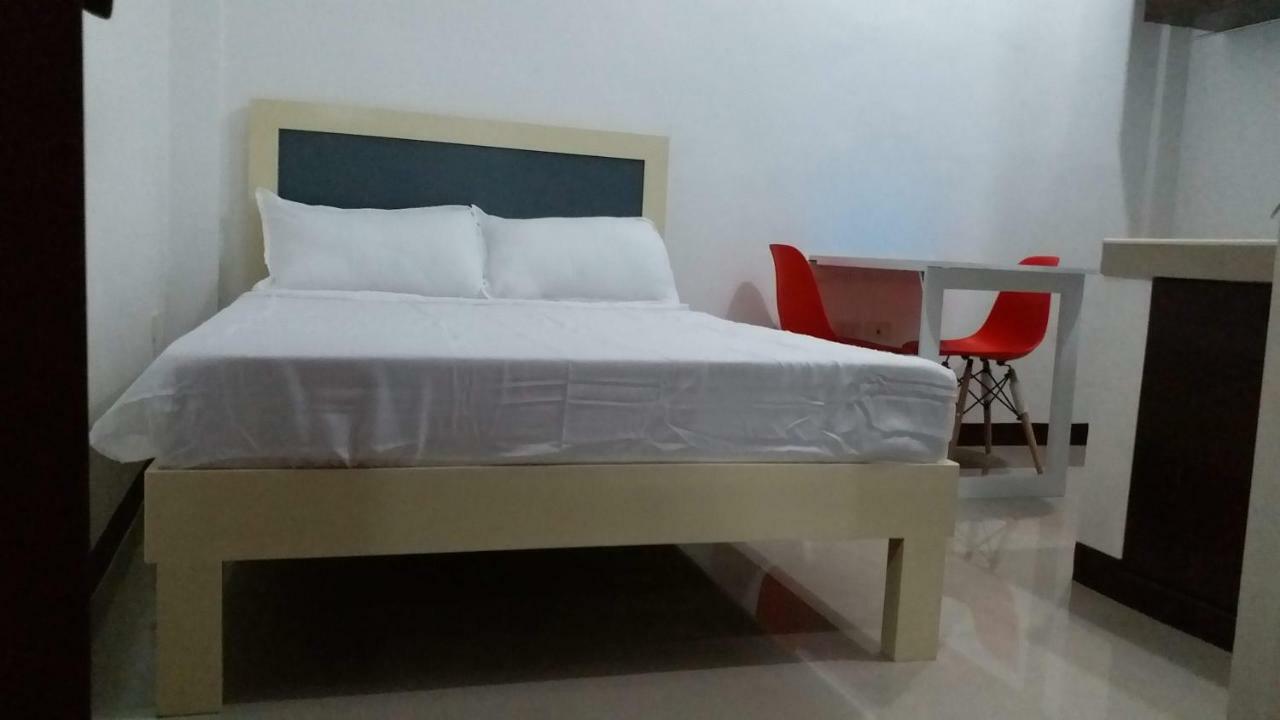 Clark-Pad Inn, Angeles City Екстер'єр фото