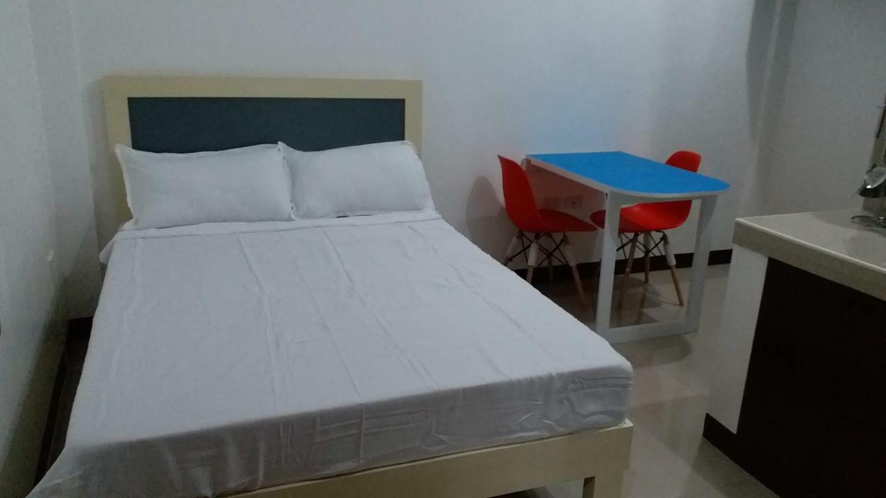 Clark-Pad Inn, Angeles City Екстер'єр фото