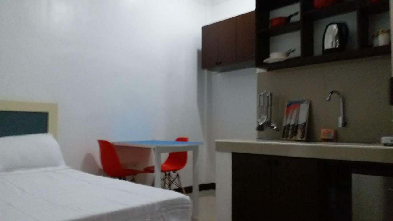 Clark-Pad Inn, Angeles City Екстер'єр фото