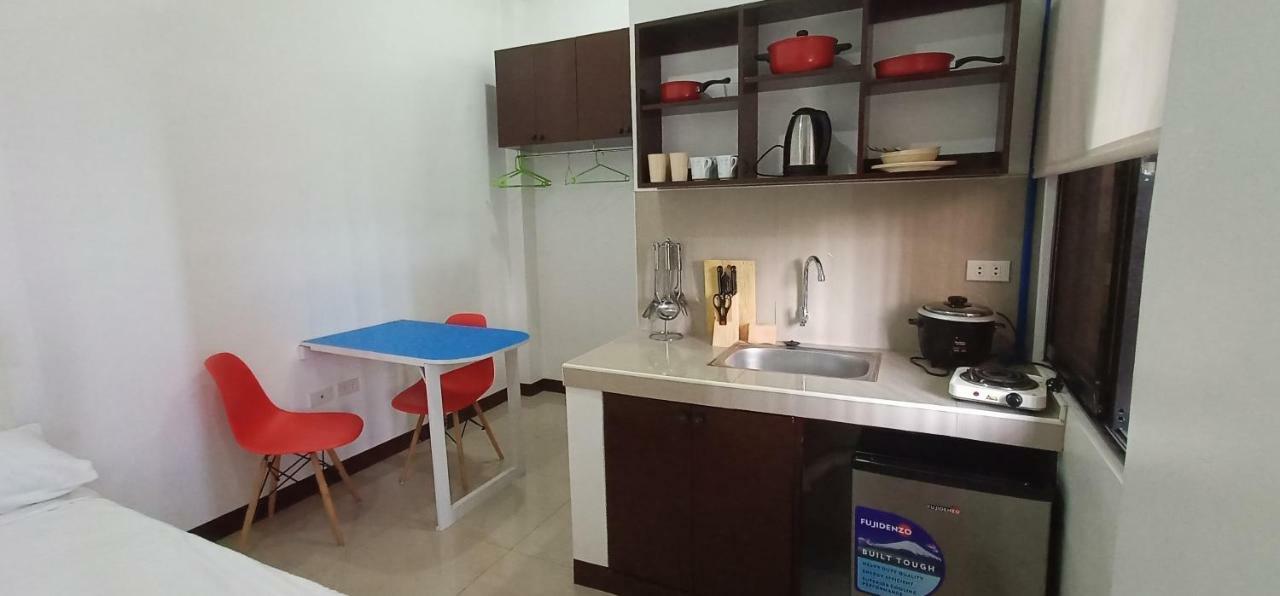 Clark-Pad Inn, Angeles City Екстер'єр фото
