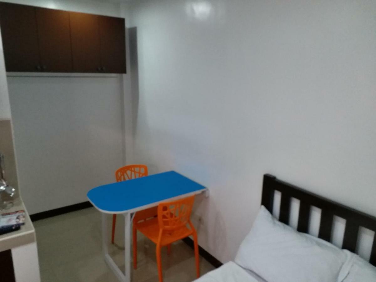 Clark-Pad Inn, Angeles City Екстер'єр фото