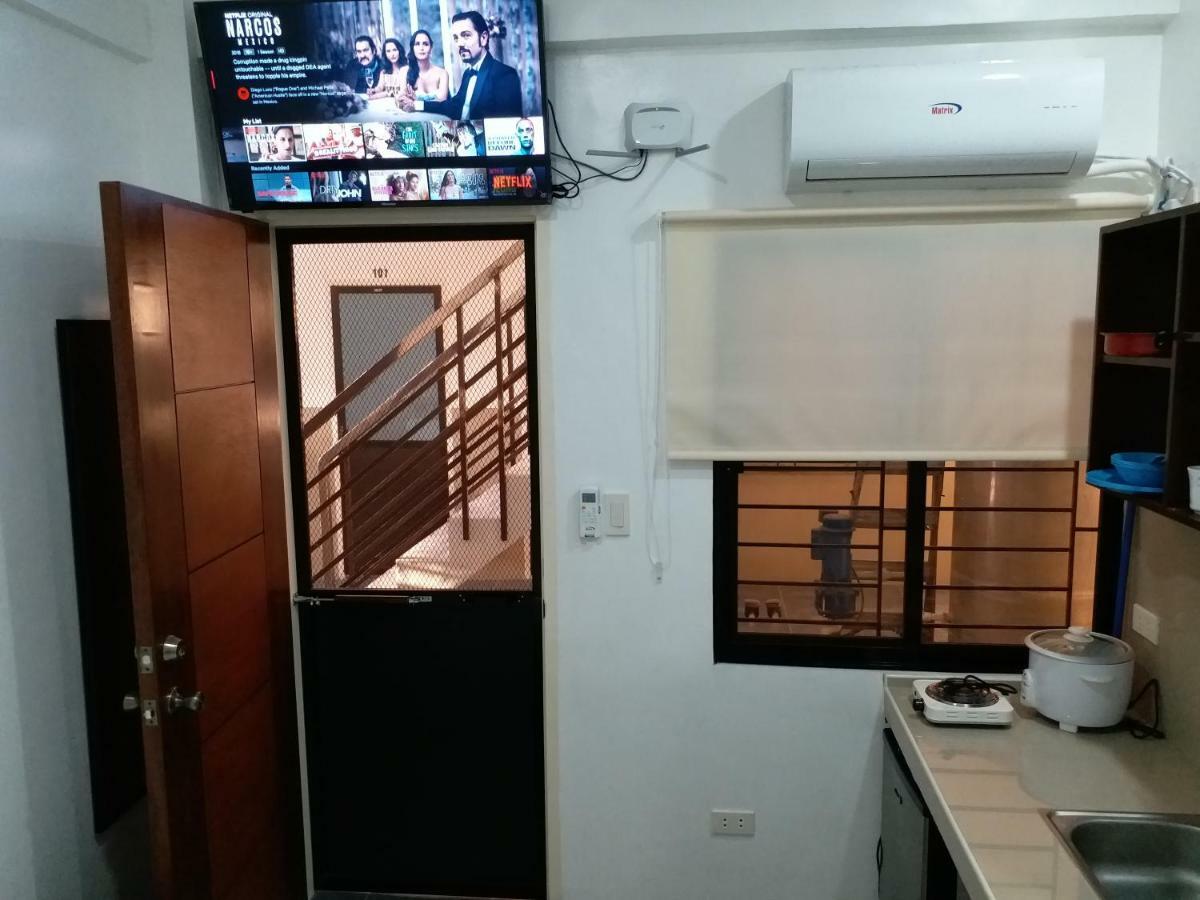 Clark-Pad Inn, Angeles City Екстер'єр фото