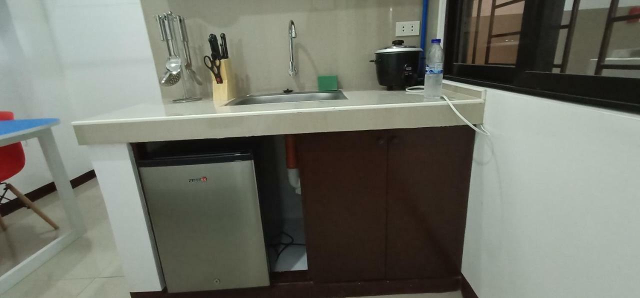 Clark-Pad Inn, Angeles City Екстер'єр фото