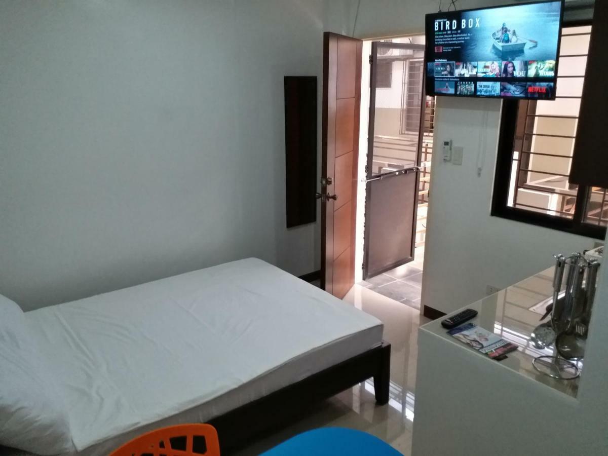 Clark-Pad Inn, Angeles City Екстер'єр фото