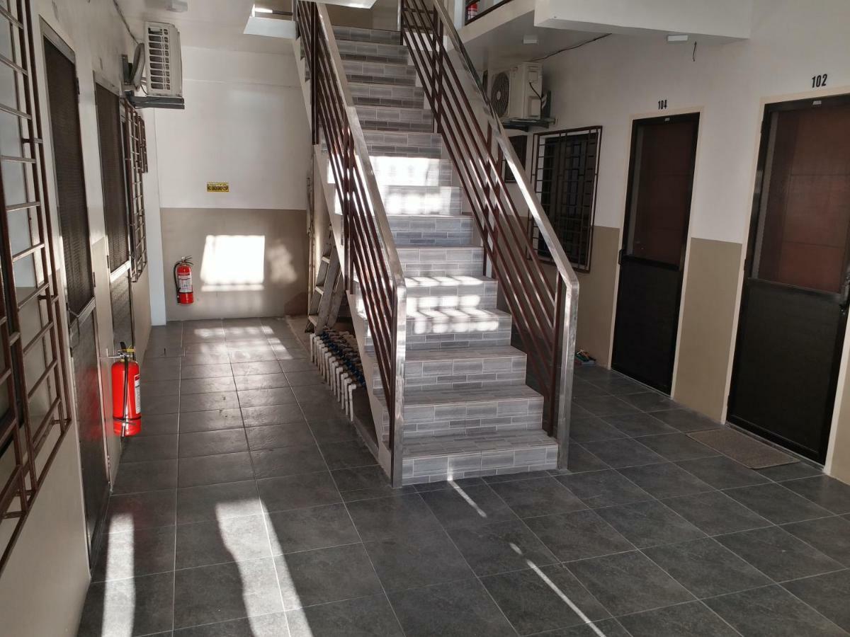 Clark-Pad Inn, Angeles City Екстер'єр фото