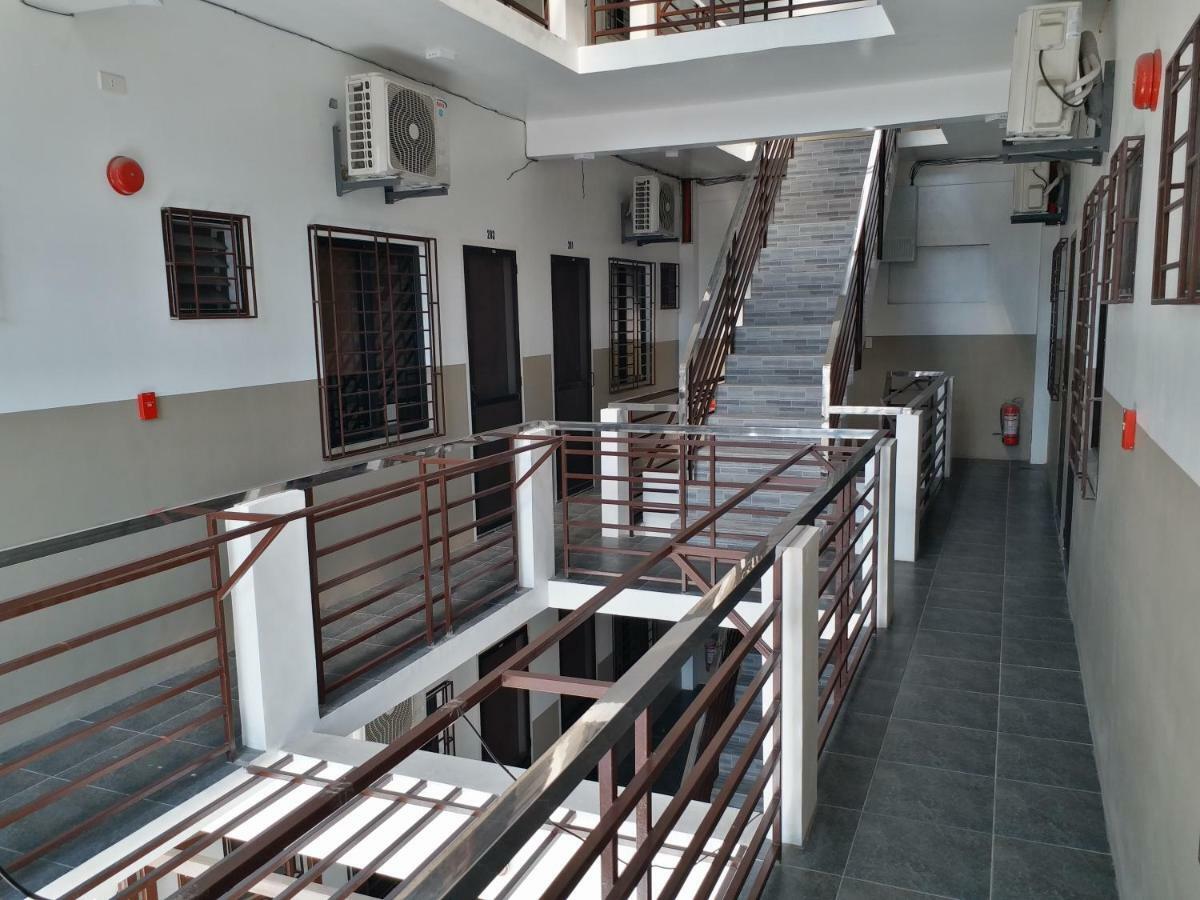 Clark-Pad Inn, Angeles City Екстер'єр фото