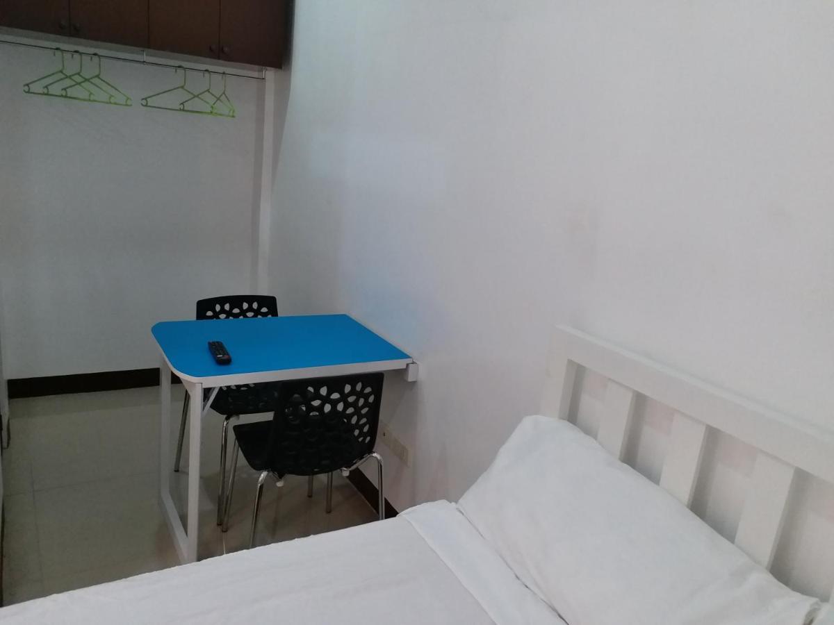 Clark-Pad Inn, Angeles City Екстер'єр фото